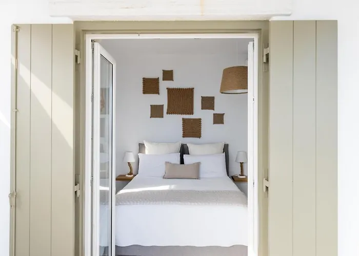 Vathi Bleu Private * Pánormos