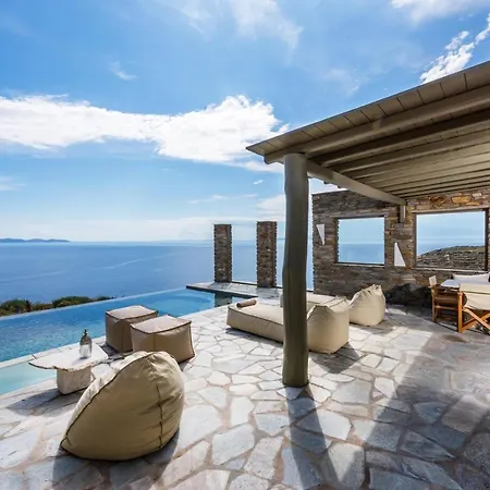 فيلة Vathi Bleu Private Pánormos