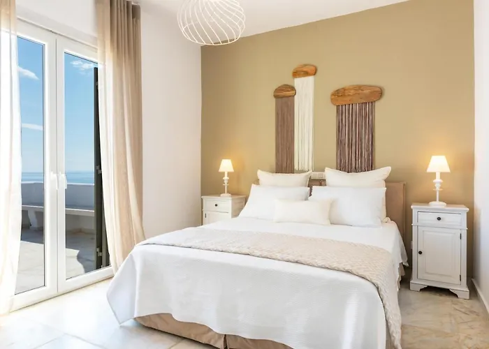 Vathi Bleu Private *