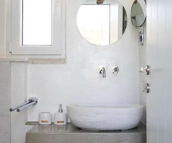 Vathi Bleu Private Pánormos